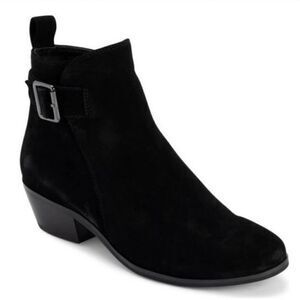 Blondo Saddie Black Waterproof Suede Leather Buckle Ankle Boots Booties 7.5